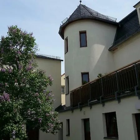 Loft Im Turmhaus Am Weissen Hirsch アパート ドレスデン
