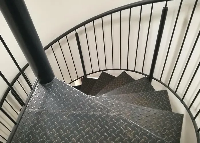 Loft Im Turmhaus Am Weissen Hirsch